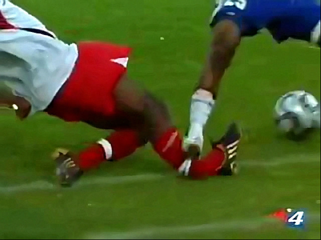 the-most-horrific-soccer-injury-oupa-ngulube-breaks-leg-in-half.jpg