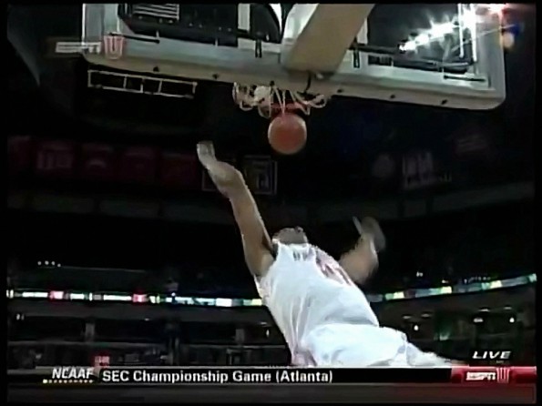 Evan Turner Breaks Back