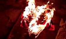 Drunk Redneck Pisses On and Sets Fire to Lane Kiffin Gear