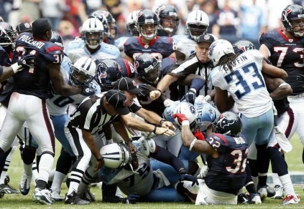 texans titans fight