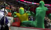 The Canucks’ Green Guys Are Back As Hulkamaniacs (Video)