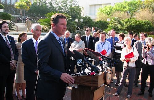 dan marino press conferance