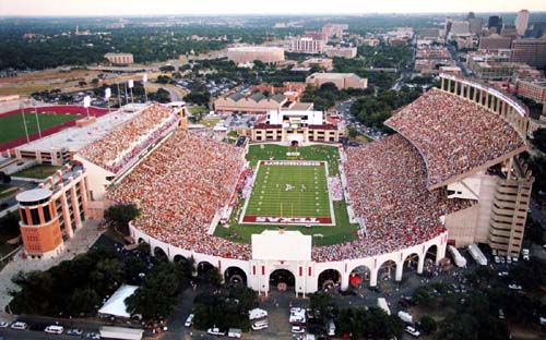 darrell k. royal texas memorial stadium