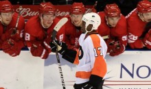 Fan Throws Banana At Flyers’ Wayne Simmons