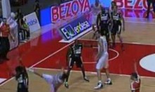 Rudy Fernandez Hits An Incredible Off-Balance 3-Point Shot (Video)