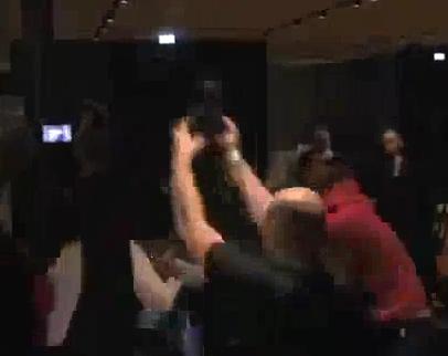 Dereck Chisora vs. David Haye In Post-Fight Presser Brawl (Video ...