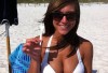 http://www.totalprosports.com/wp-content/uploads/2012/02/hot-girls-abs-27-298x400.jpg