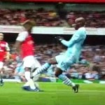 mario balotelli tackle alex song