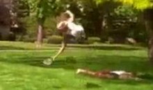 Here’s A Cool Side-Flip Frisbee Catch (Video)
