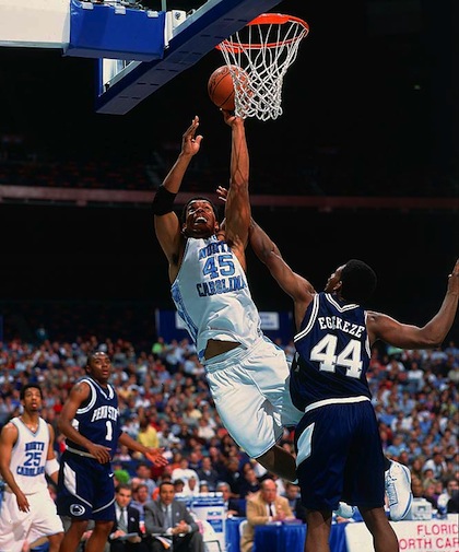 julius-peppers-playing-basketball-for-UN