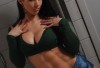 http://www.totalprosports.com/wp-content/uploads/2012/08/girls_with_abs_hot_or_not_15-310x400.jpg