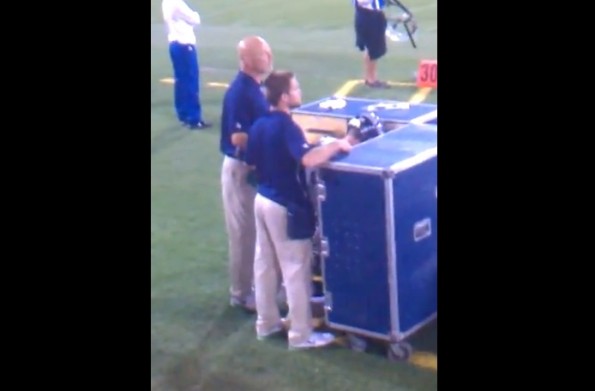 Steven Hauschka urinating