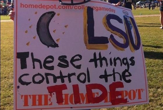 8 great funny ESPN college gameday signs - these things control the tide 8 great funny ESPN college gameday signs - these things control the tide