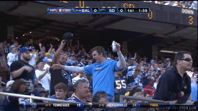22-chargers-fan-molests-a-guy-best-sports-gifs-of-2012.gif