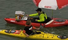There Was a Kayak Selling Hot Dogs in McCovey Cove During the Giants-Dodgers Game Last Night (Video)