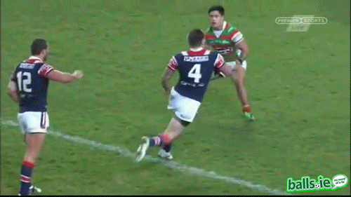 Gify forumowe Pick-up-throw-down-tackle-rugby-tackle-hit-gifs