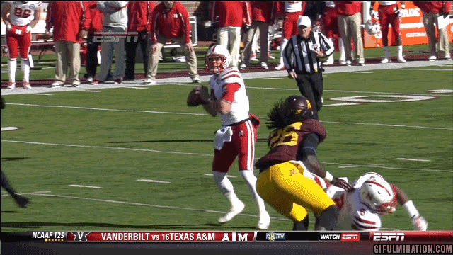 taylor-martinez-crushed-best-college-football-gifs-2013.gif