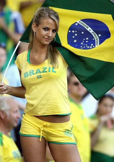 1 brazil 2 - hottest fans 2014 fifa world cup