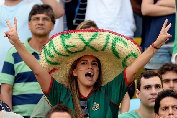 11 mexico 3 - hottest fans 2014 fifa world cup