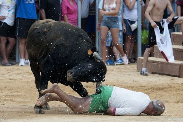 man-gored-in-ass-during-running-of-the-bulls-3.jpg
