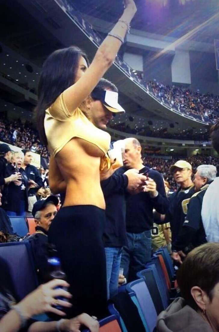 Total Pro Sports 13 Sexy And Crazy Female Nfl Fans Who Are