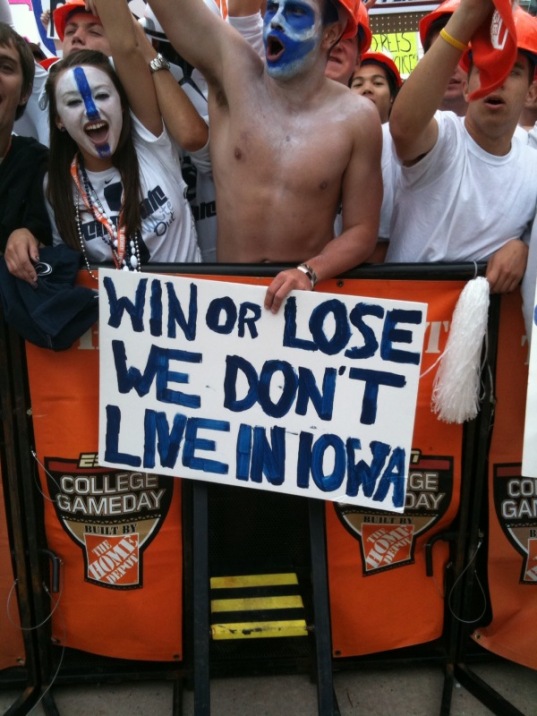 25 of the Best ESPN College Gameday Signs Ever | Total Pro ...