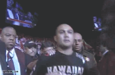 ufc-fighter-kissed-sports-kissing-gifs.gif