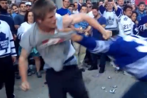 [Image: fan-fight-leafs-bruins-game-3.png]