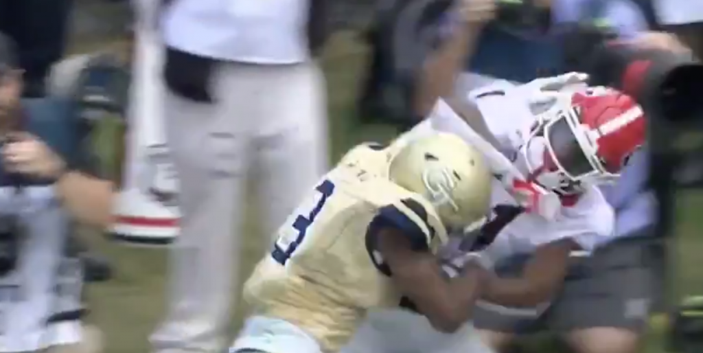 VIDEO: Georgia WR George Pickens Ejected for Throwing 