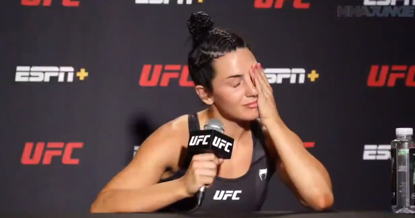 UFC's Cheyanne Buys Cries After $50K Bonus Pulls Her Bank Acct Out From  Being Negative (VIDEO) | Total Pro Sports