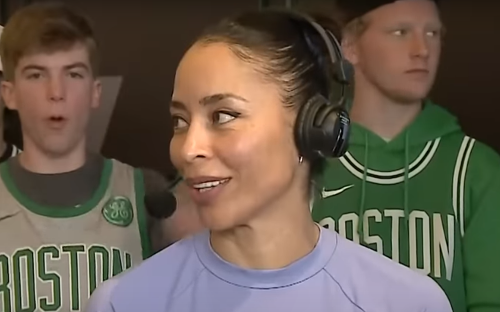 Celtics Employee Allison Feaster Speaks Out After Social Media Accused Her  of Sleeping With Head Coach (PICS)
