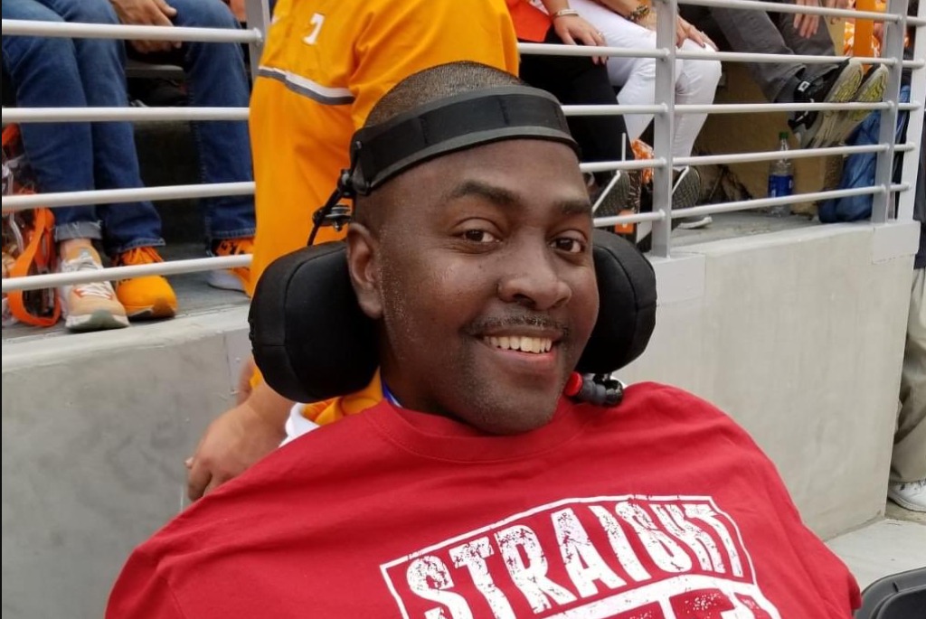 Former Alabama running back Kerry Goode poses for photo at game vs. Tennessee
