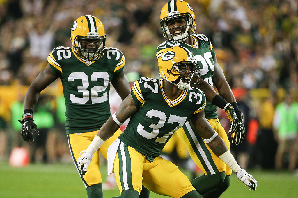Sam Shields and Packers teammates celebrating