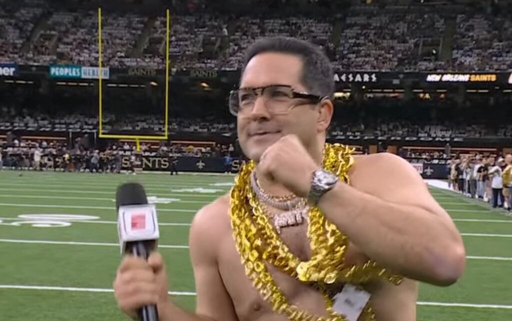 Adam Schefter shirtless