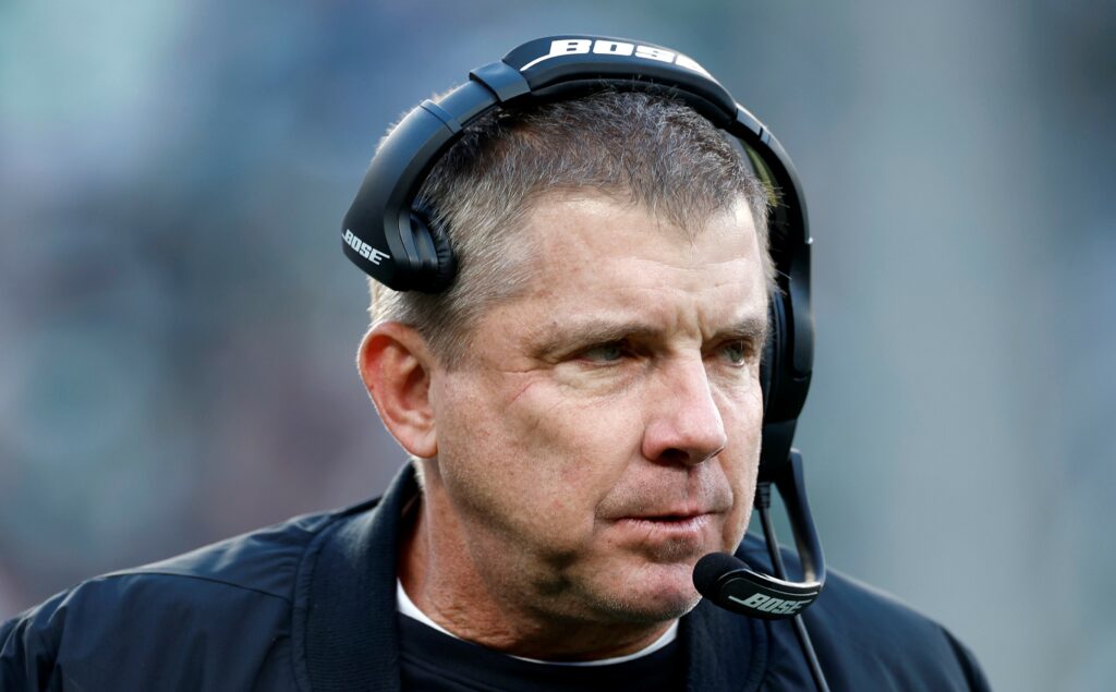 Sean Payton of New Orleans Saints looking on during 2021 game.