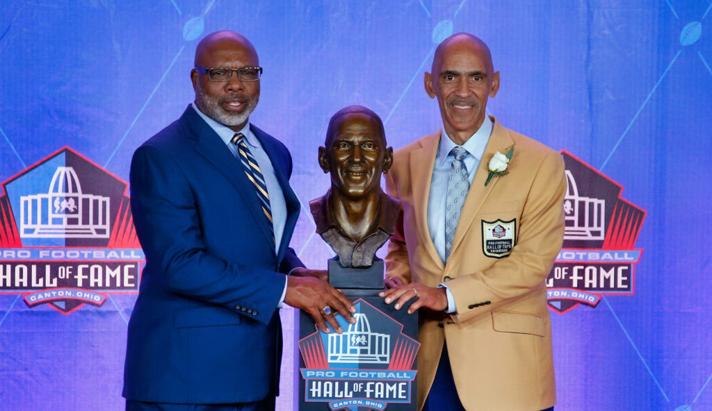 Tony Dungy with Hall Of Fame bust.