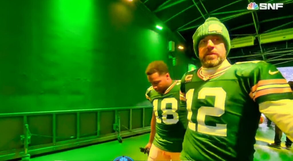 Aaron Rodgers and Randall Cobb in tunnel