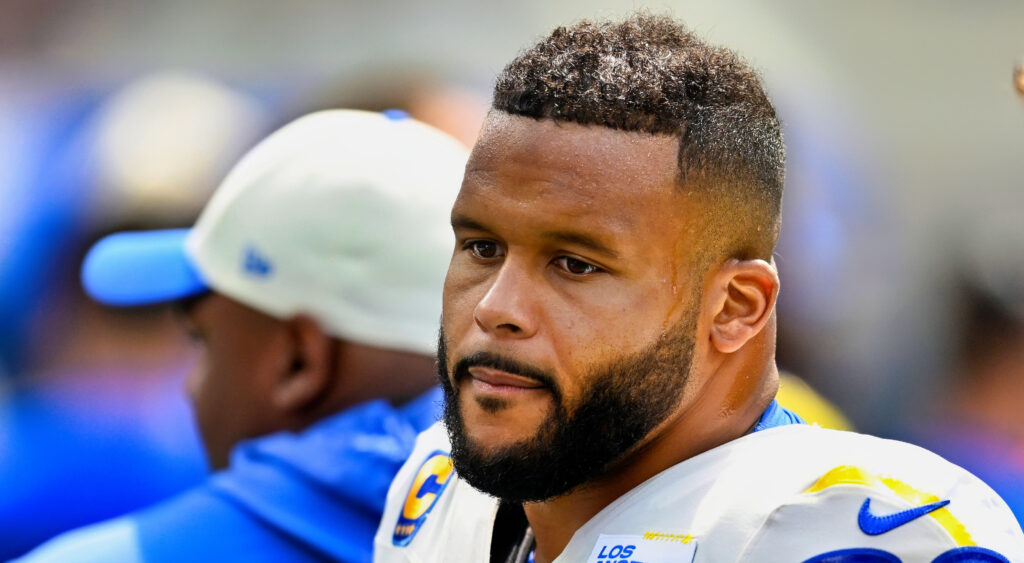 Aaron Donald without helmet on