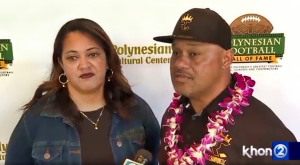 Tua Tagovailoa's Parents speaking to reporters