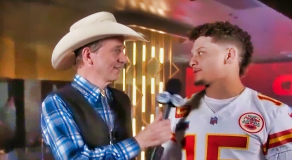 Patrick Mahomes and Cooper Manning doing interview