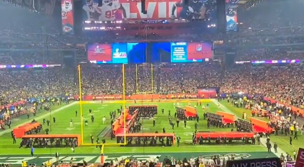 rihanna set super bowl view