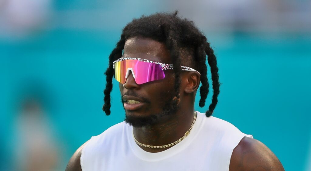 Tyreek Hill in sunglasses and t-shirt