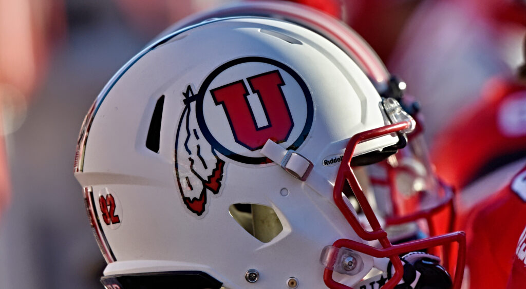 Utah Utes helmet