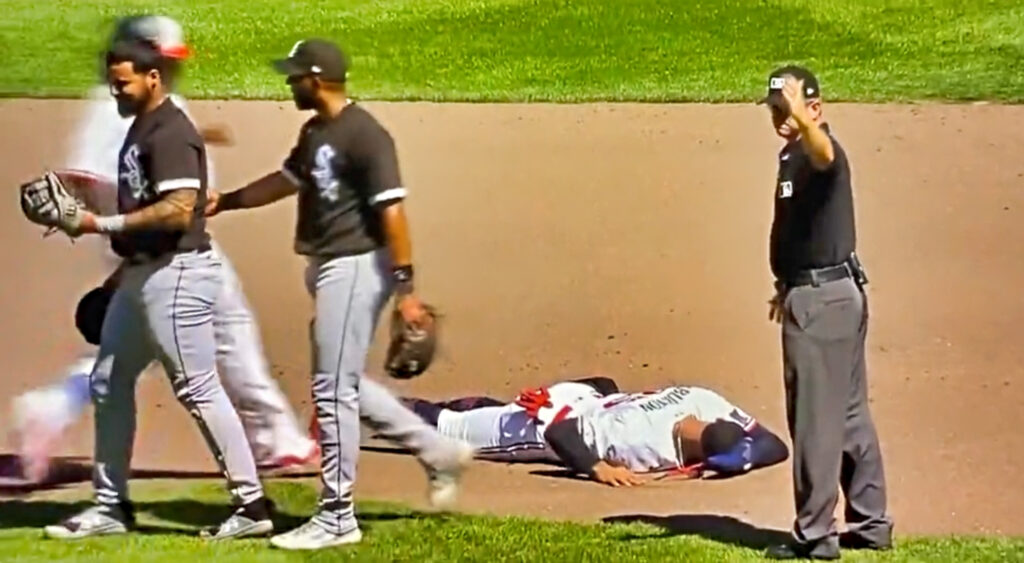 Twins Star Byron Buxton Knocked Out Cold During Scary Collision vs. White Sox