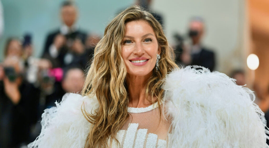 Gisele posng in white