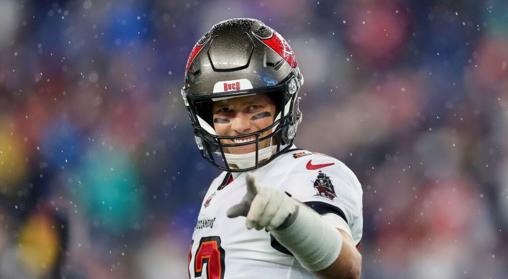 Tom Brady pointing while in Buccaneers uniform