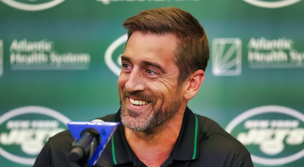 Aaron Rodgers at Jet press conference