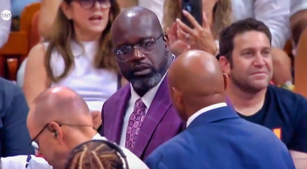 charles barkley shaq staring at each other