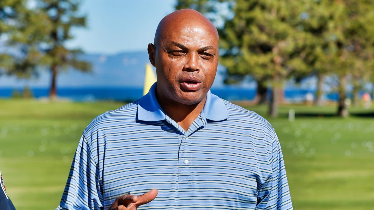 Charles Barkley speakign on a golf course