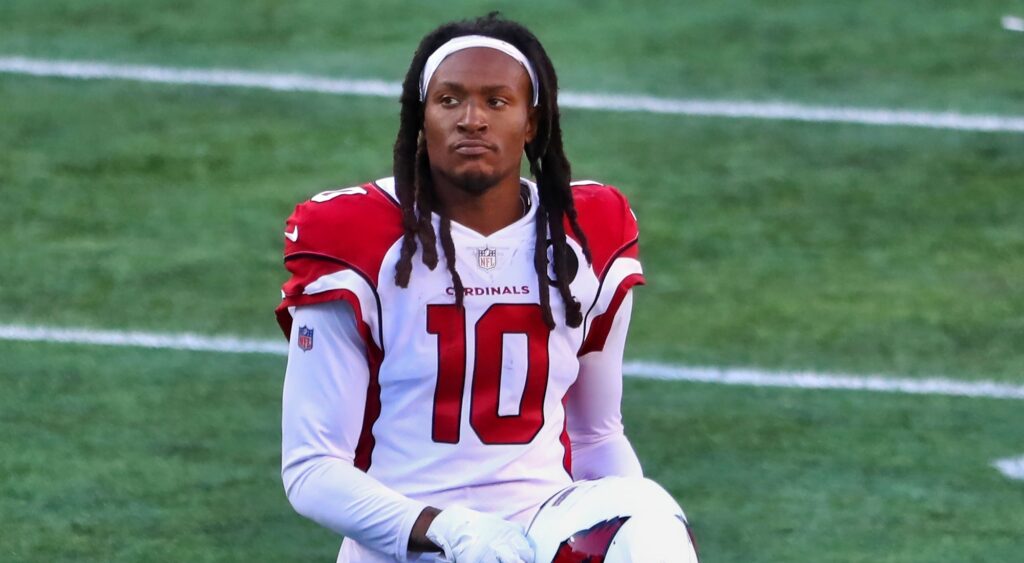 Two Surprising Teams ‘Lurking’ To Sign WR DeAndre Hopkins